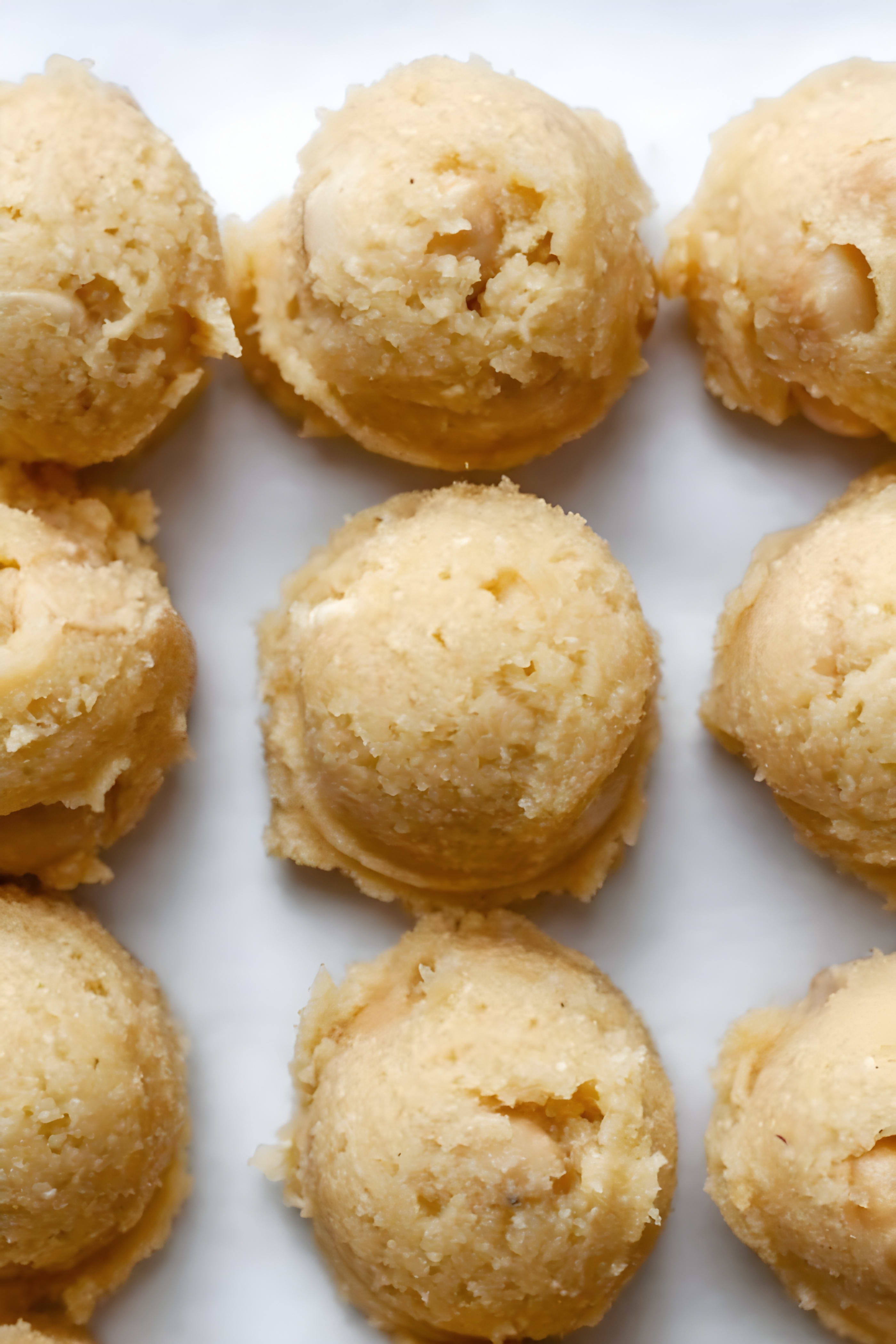 Gluten Free Macadamia Nut Cookies
