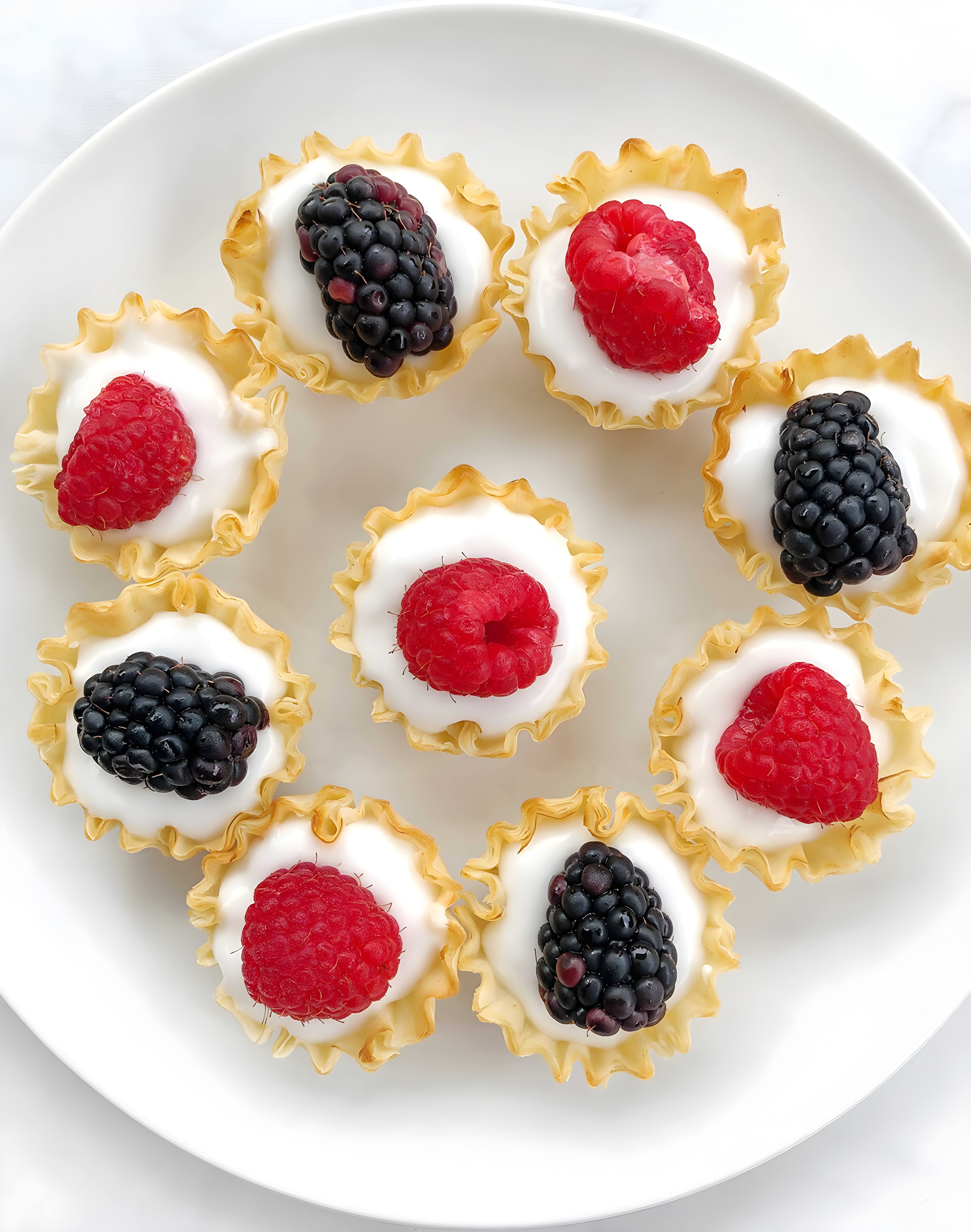 Vegan Fresh Berry Yogurt Tarts