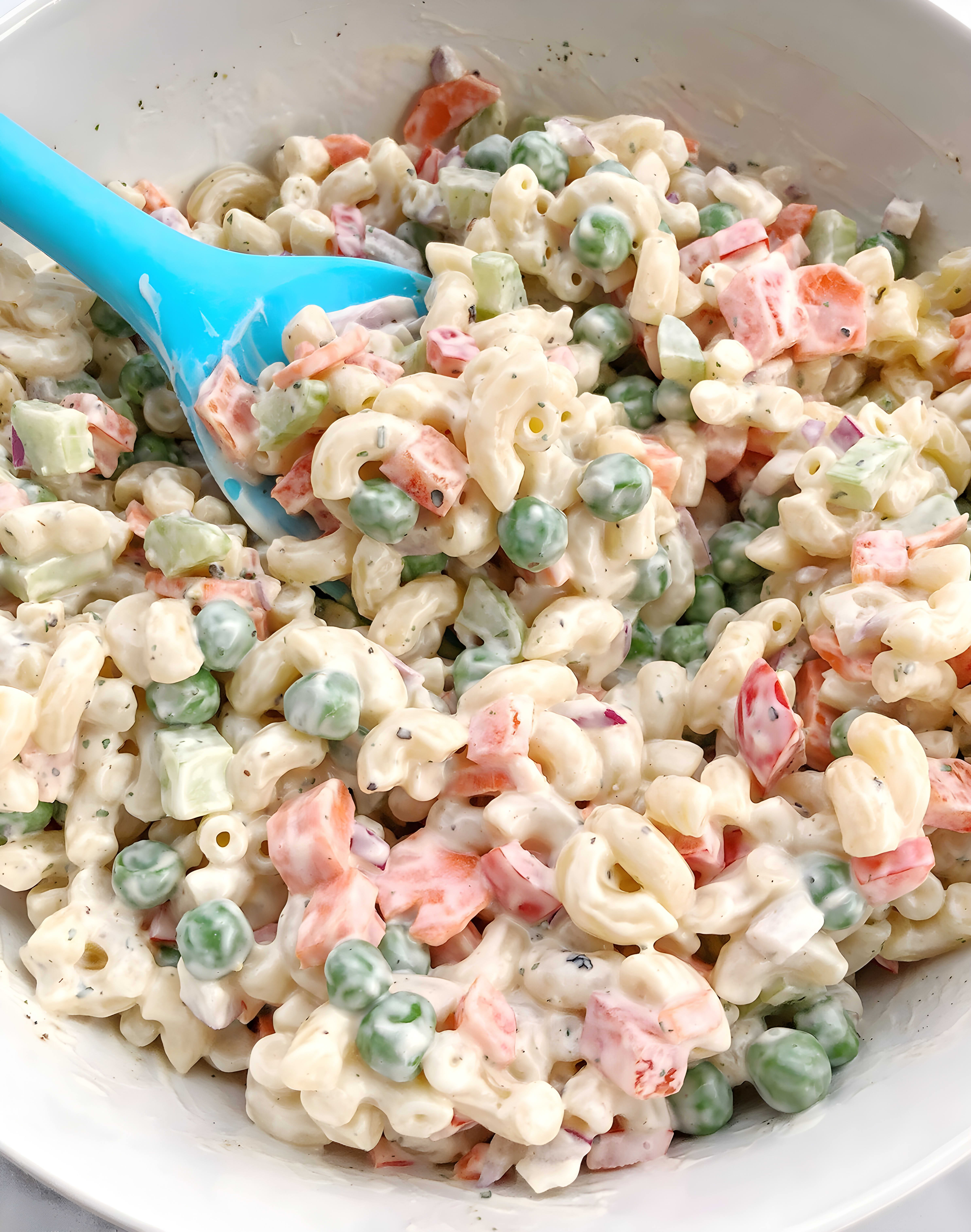 Simple Vegan Macaroni Salad
