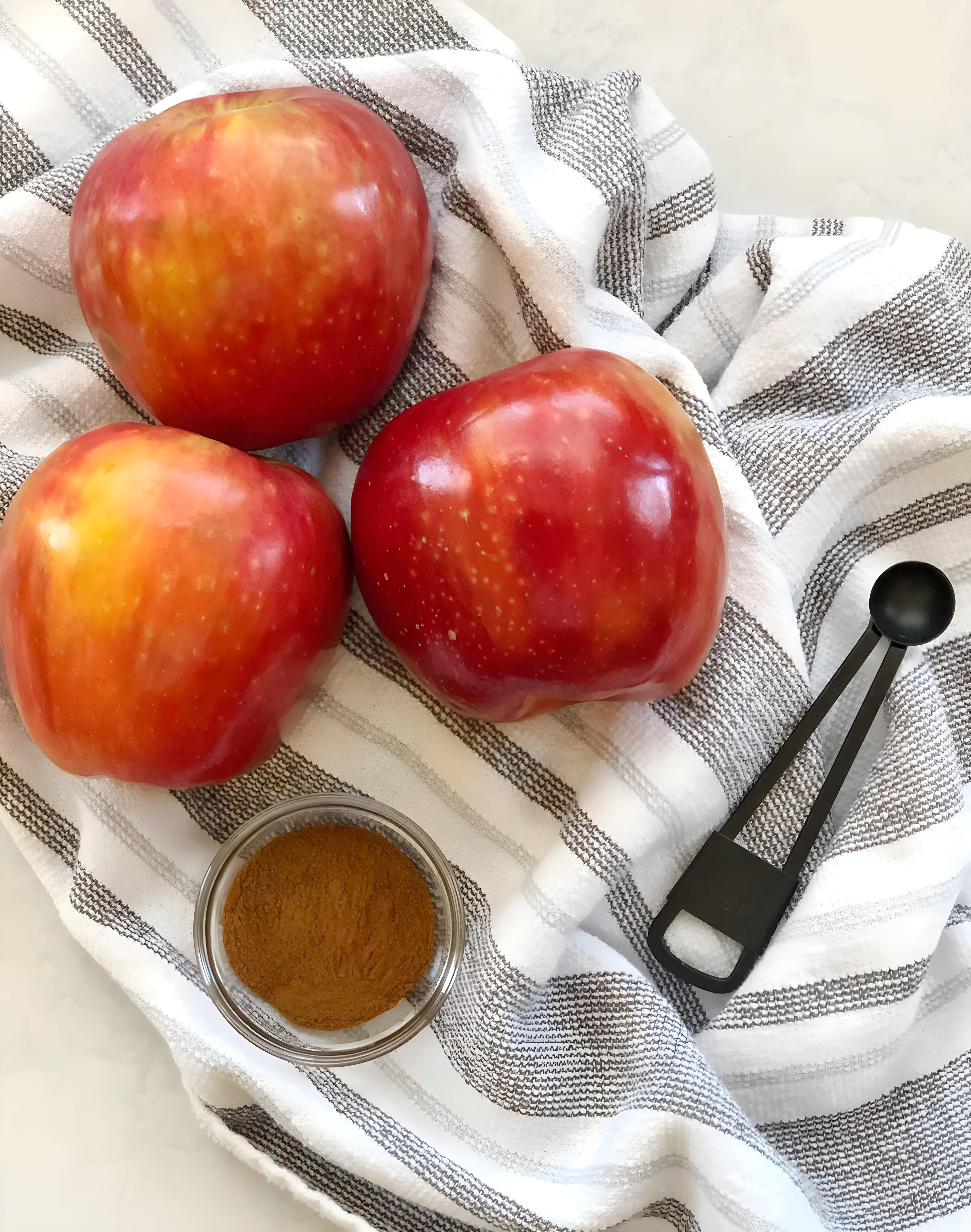 Air Fryer Apple Chips