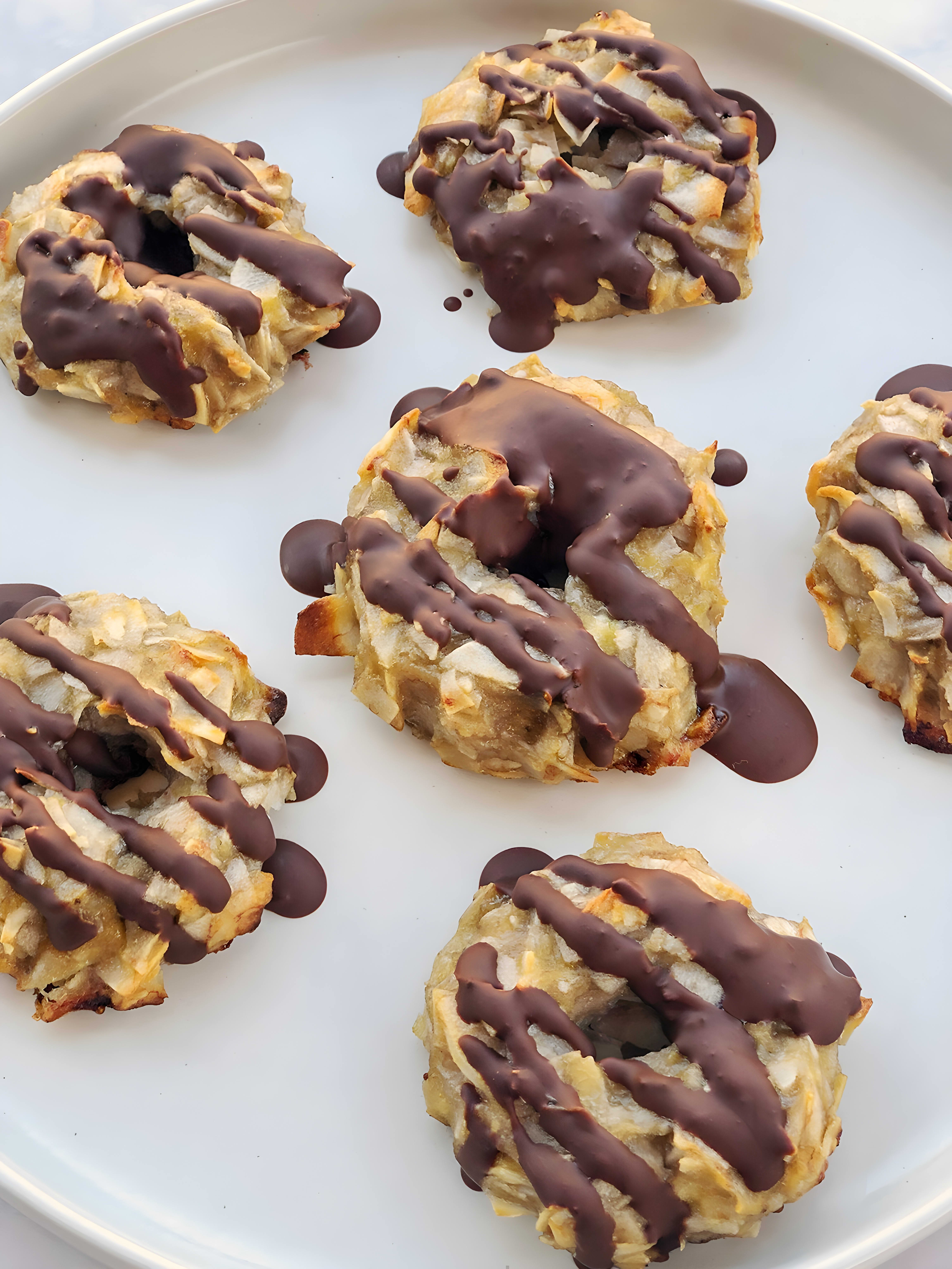 4-Ingredient Samoas Cookies