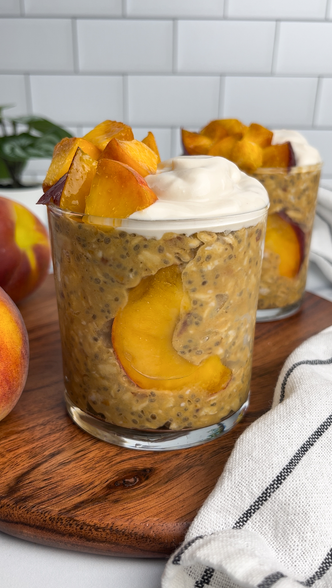 Peaches & Cream Overnight Oats