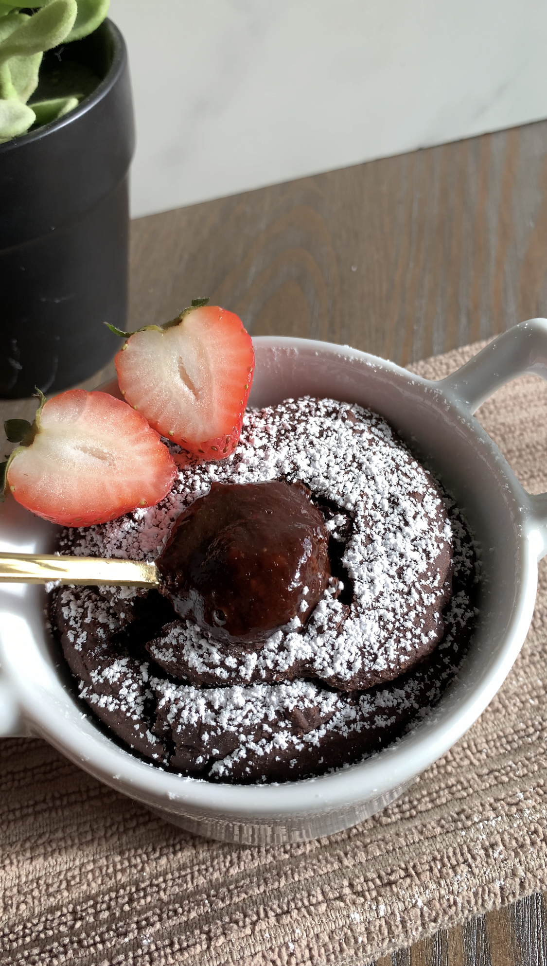 Lava Cake Baked Oats