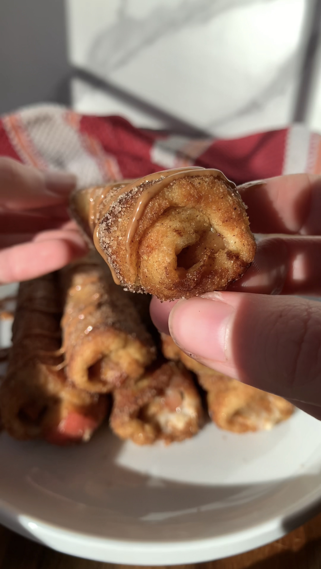 Apple Pie French Toast Roll-Ups