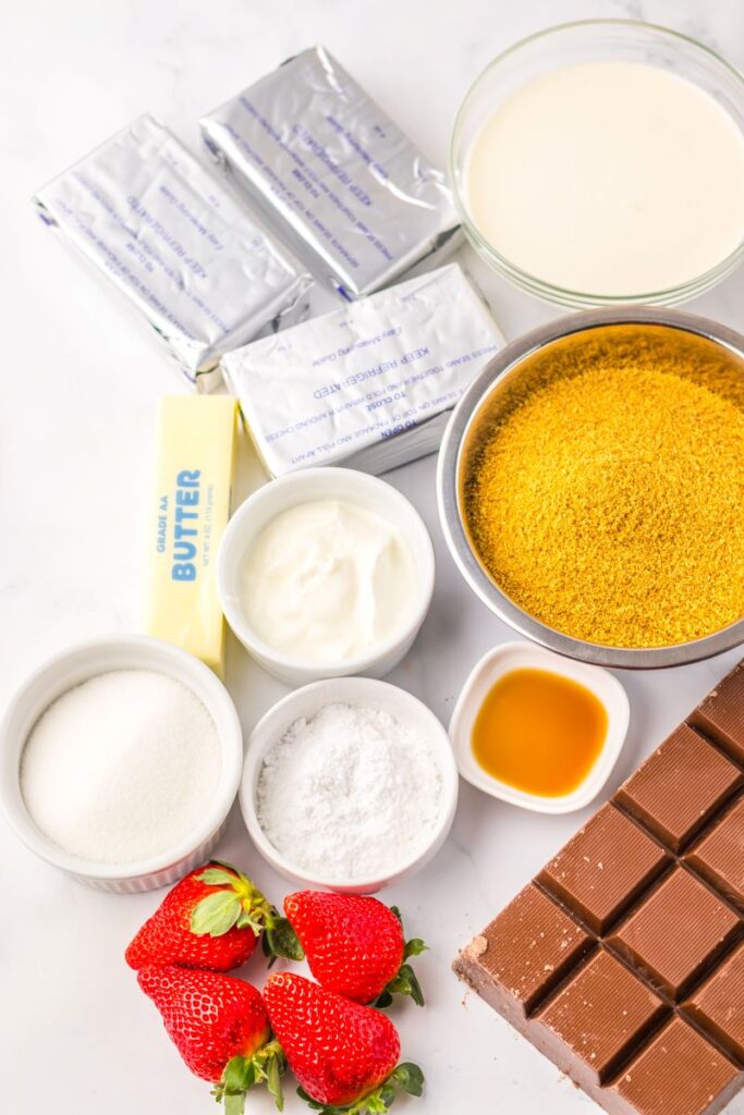 No-Bake Chocolate Strawberry Cheesecake