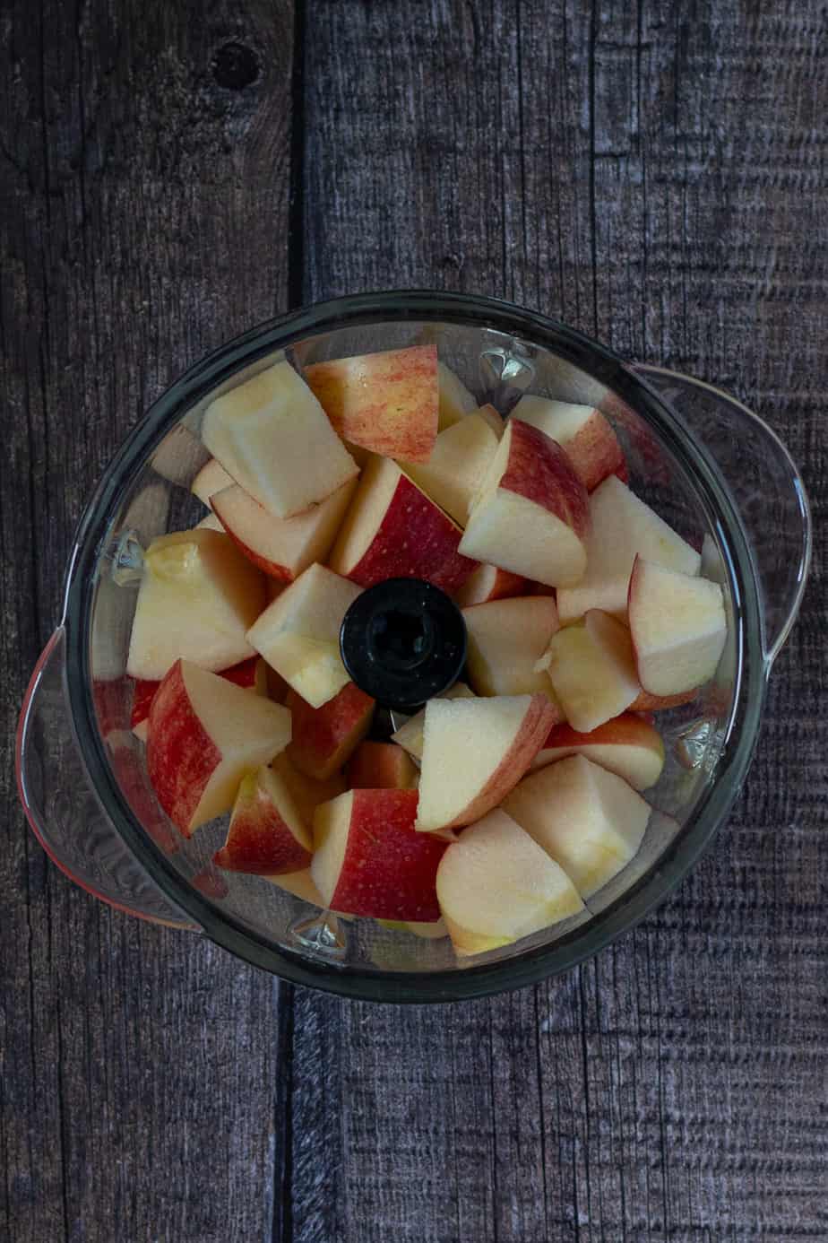 Healthy Apple Bread with Cinnamon