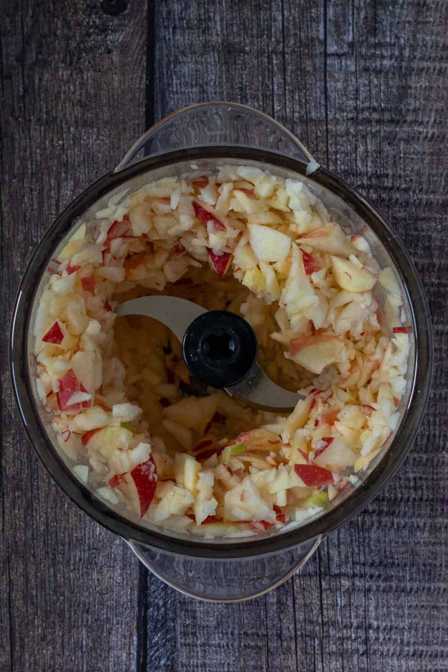 Healthy Apple Bread with Cinnamon