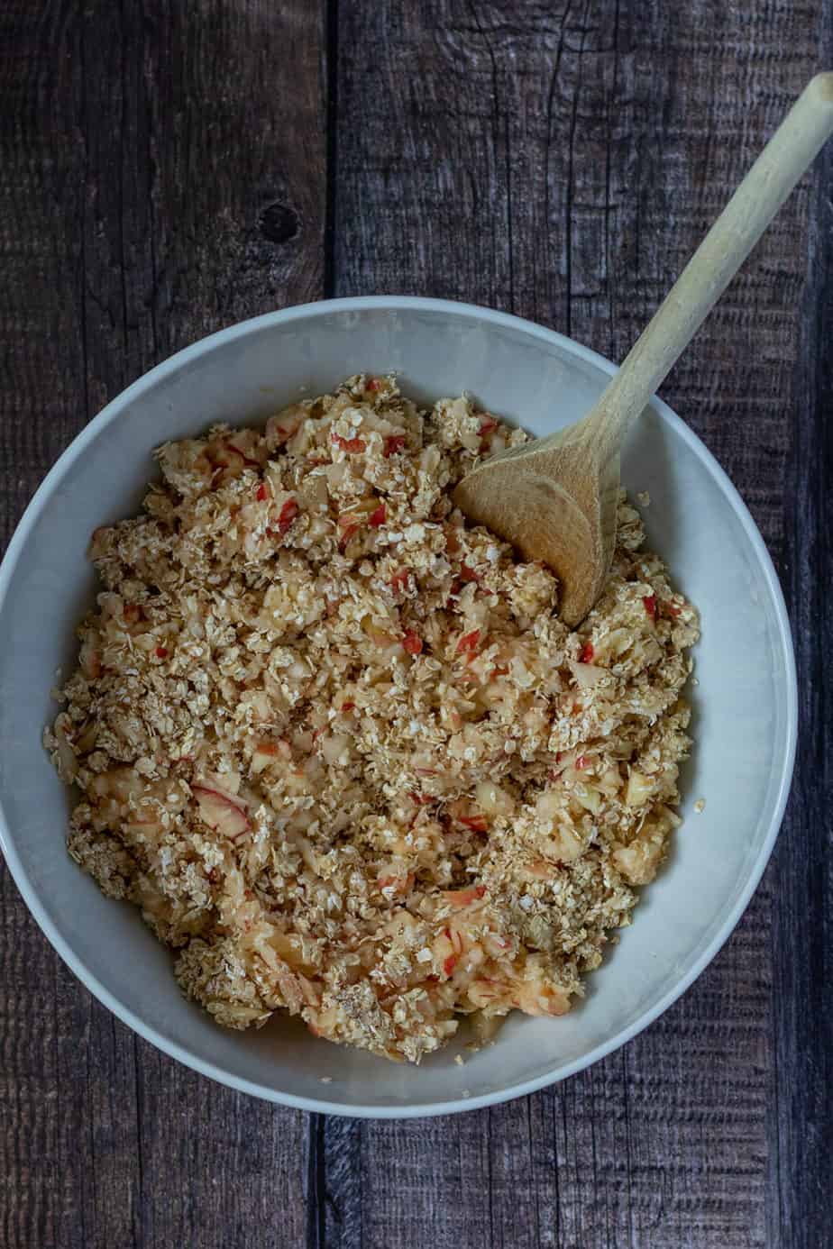 Healthy Apple Bread with Cinnamon