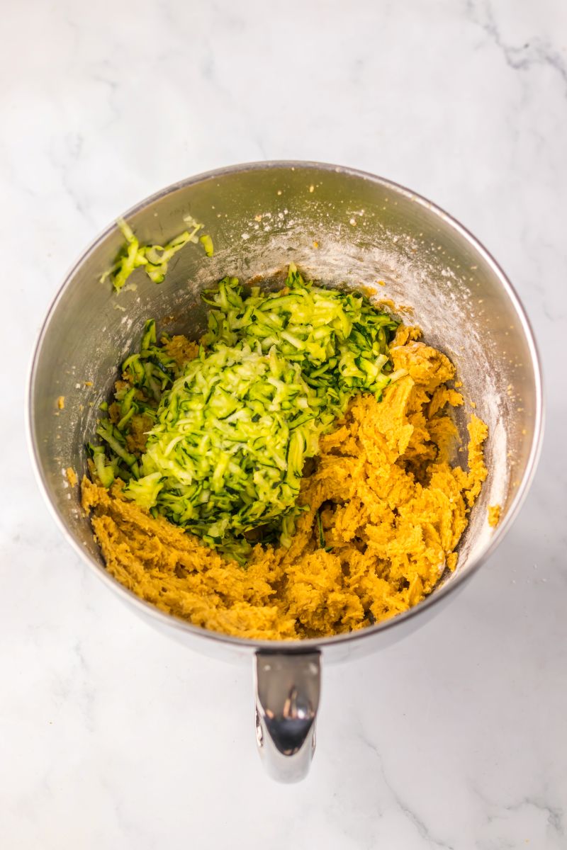 Old-Fashioned Zucchini Cake