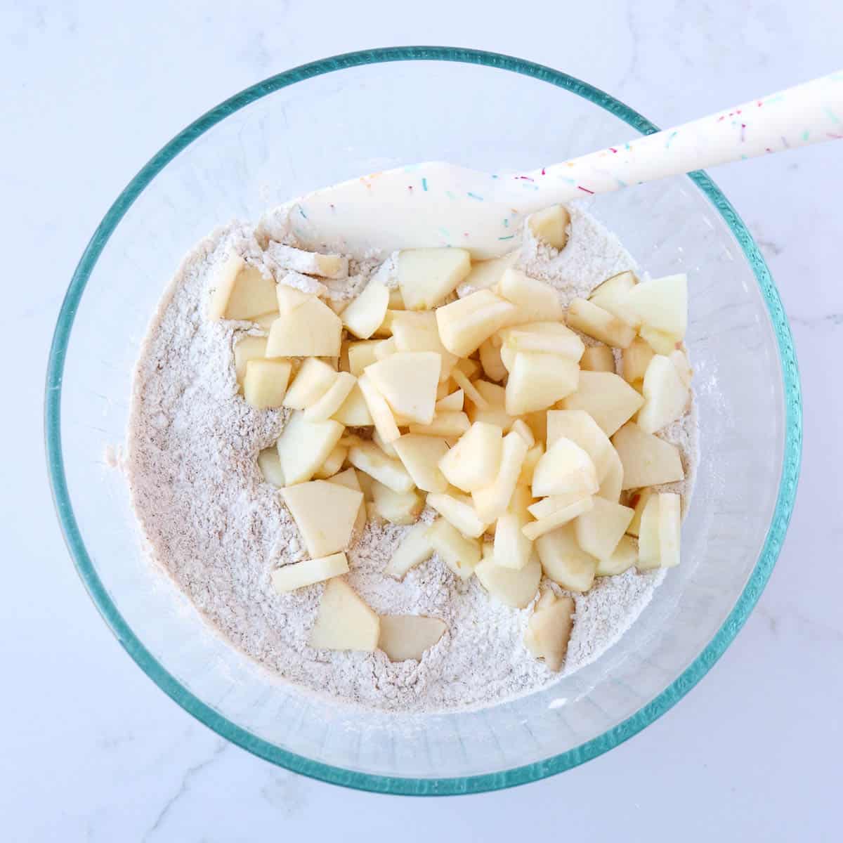 Easy Apple Spice Muffins (with applesauce)