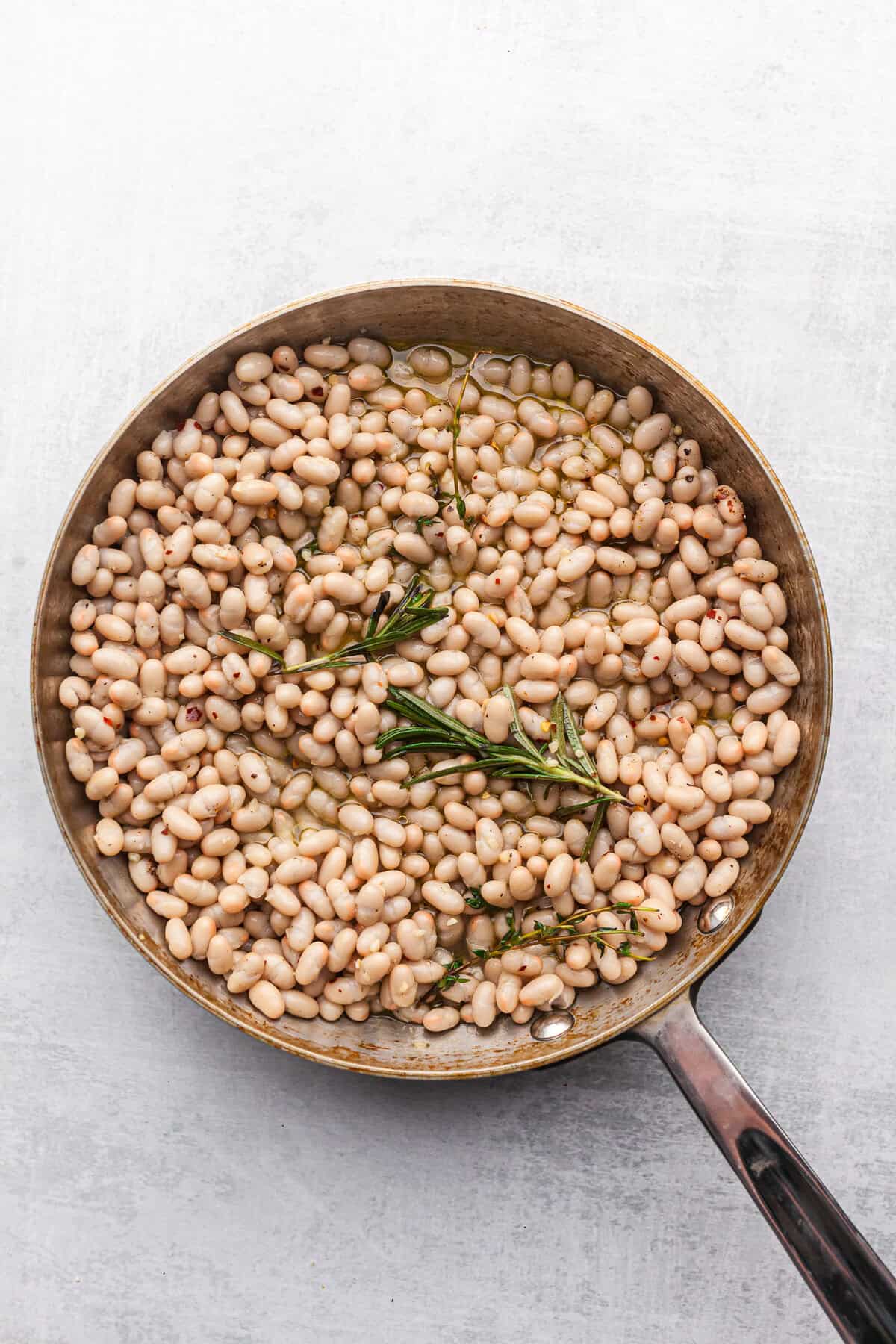 Warm White Bean and Garlic Spread