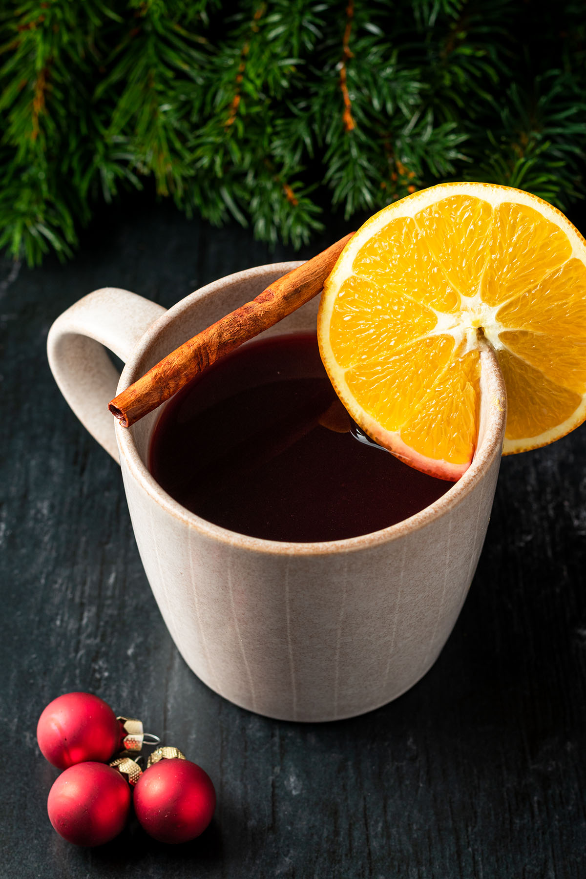Low-Calorie Mulled Wine