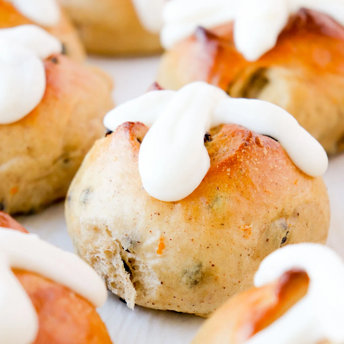Currant Hot Cross Buns with Icing