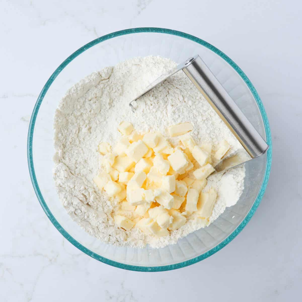 Cheddar Garlic Butter Biscuits