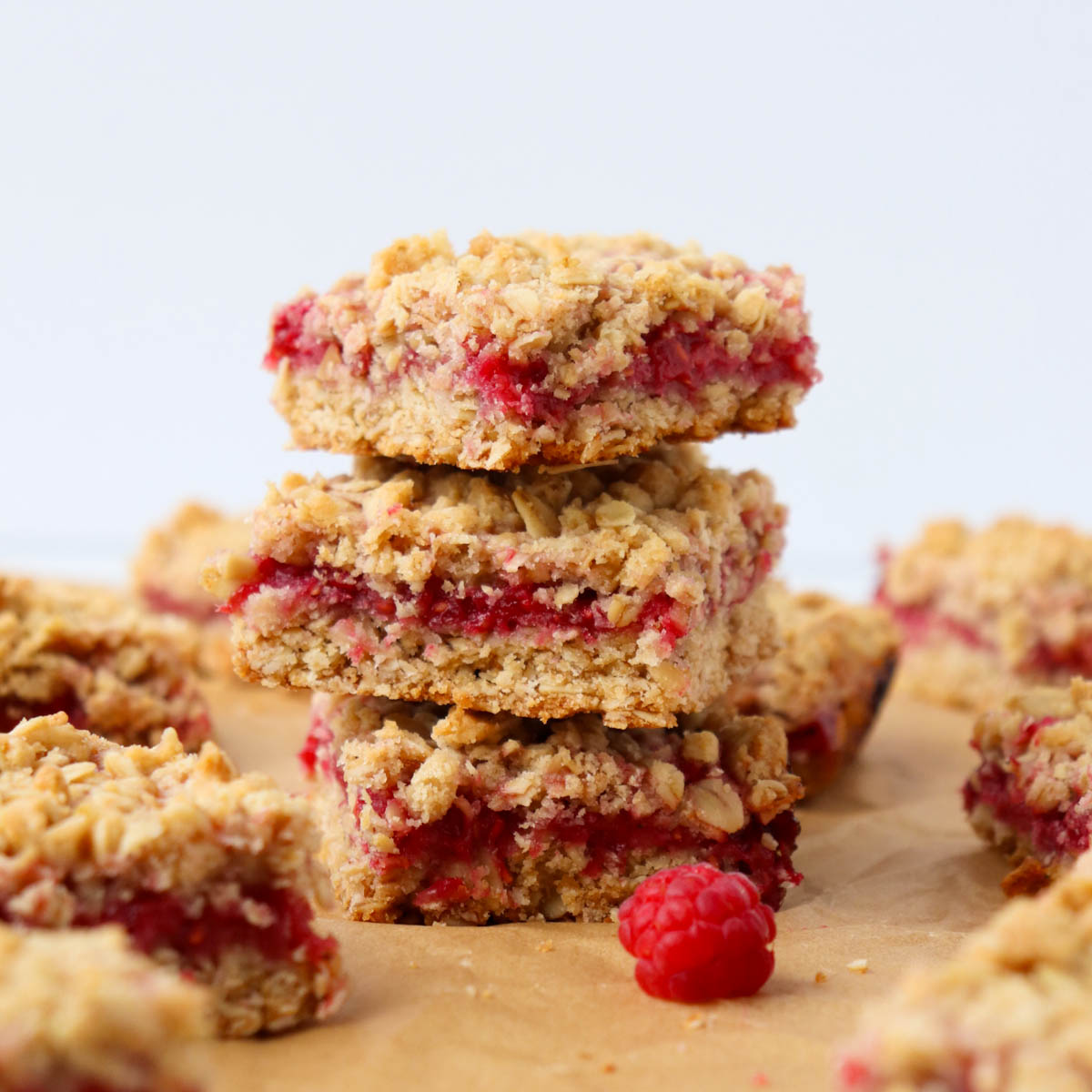 Raspberry Oatmeal Crumble Bars