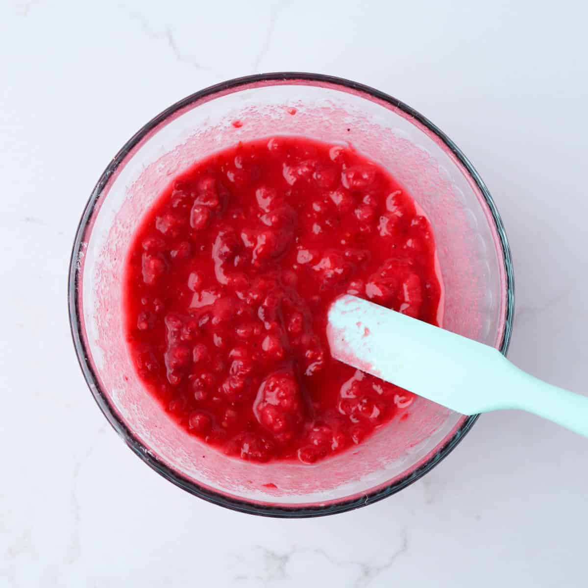 Raspberry Oatmeal Crumble Bars