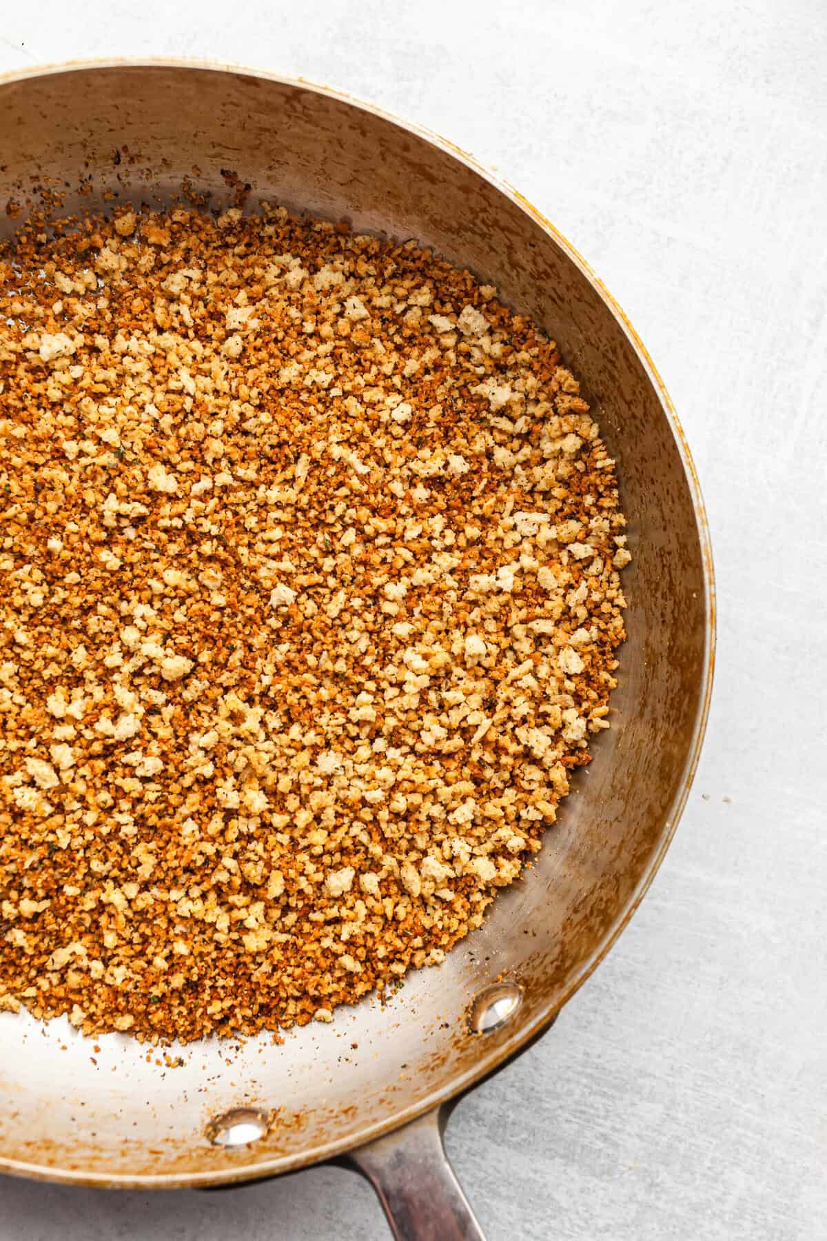 Creamy White Beans with Toasted Breadcrumbs