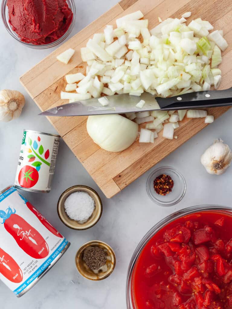 Homemade Tomato Sauce for Winter