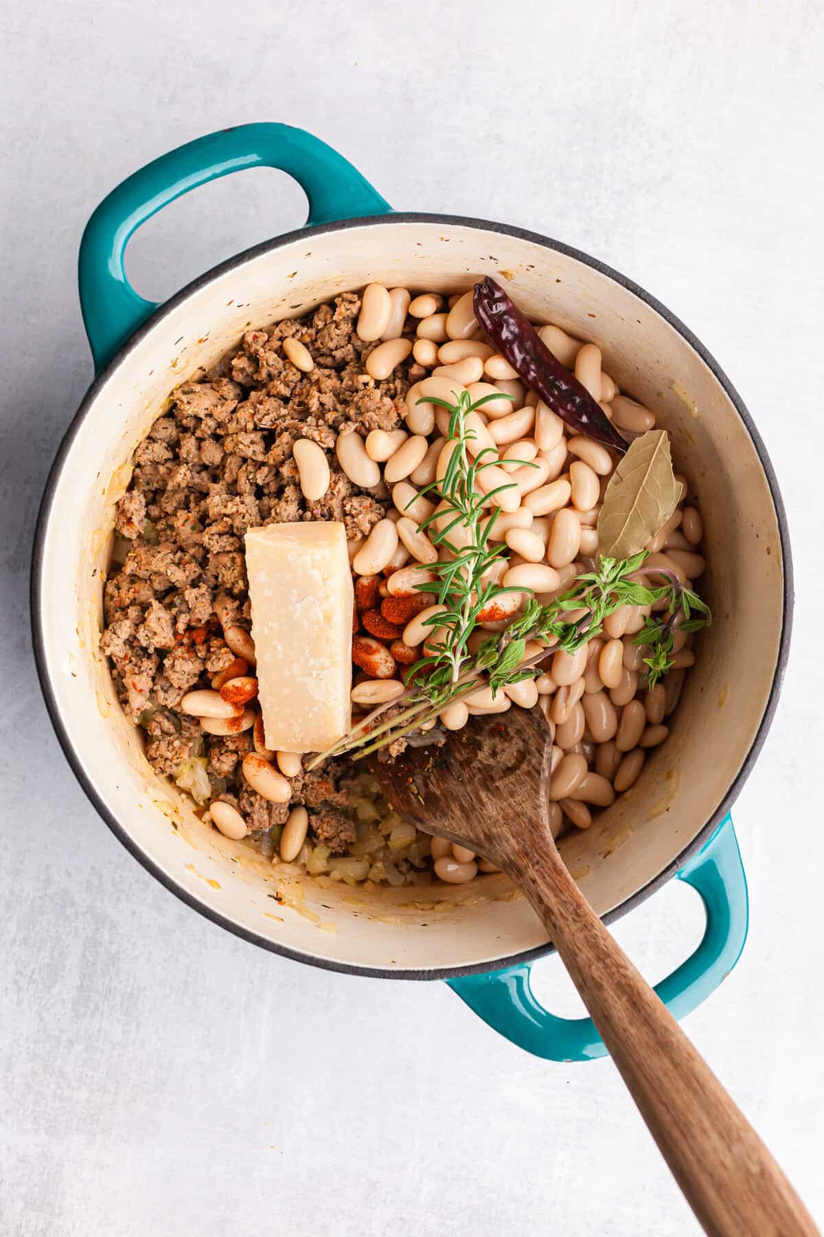 Sausage, Kale, and White Bean Soup