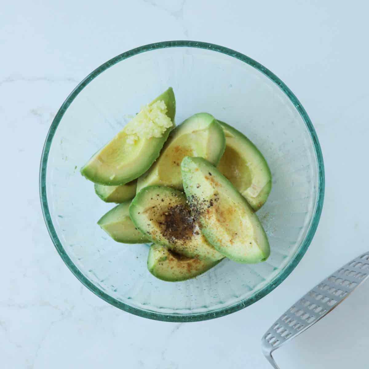 Easy Homemade Guacamole