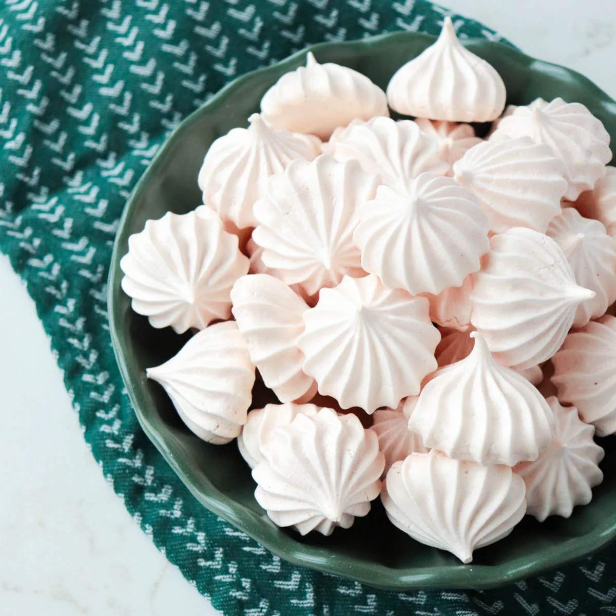 Vanilla Peppermint Meringues