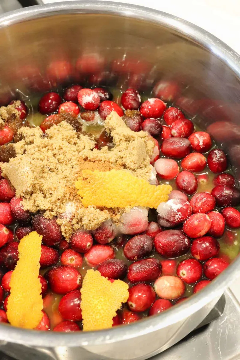 Cranberry Sauce with Cinnamon and Orange