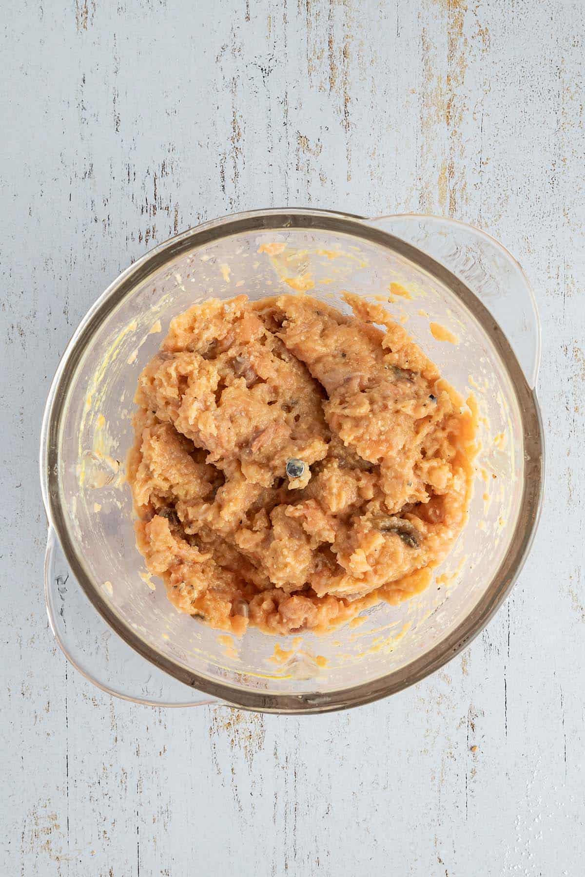 Juicy Salmon Burgers