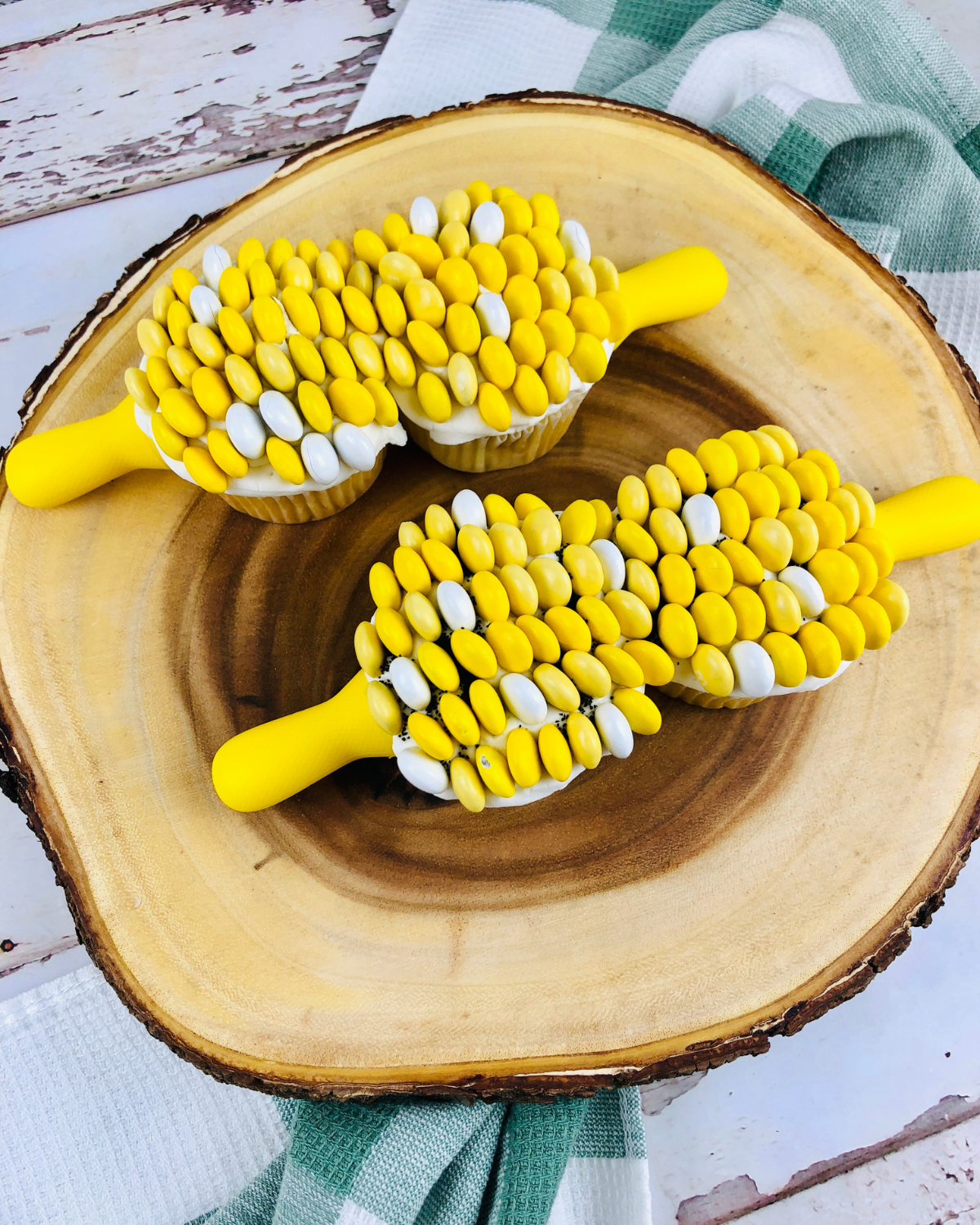 Corn on the Cob Cupcakes