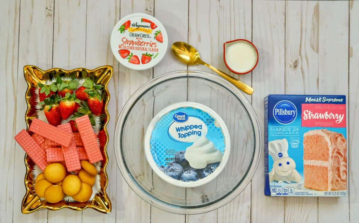 Strawberry Cake Batter Dip