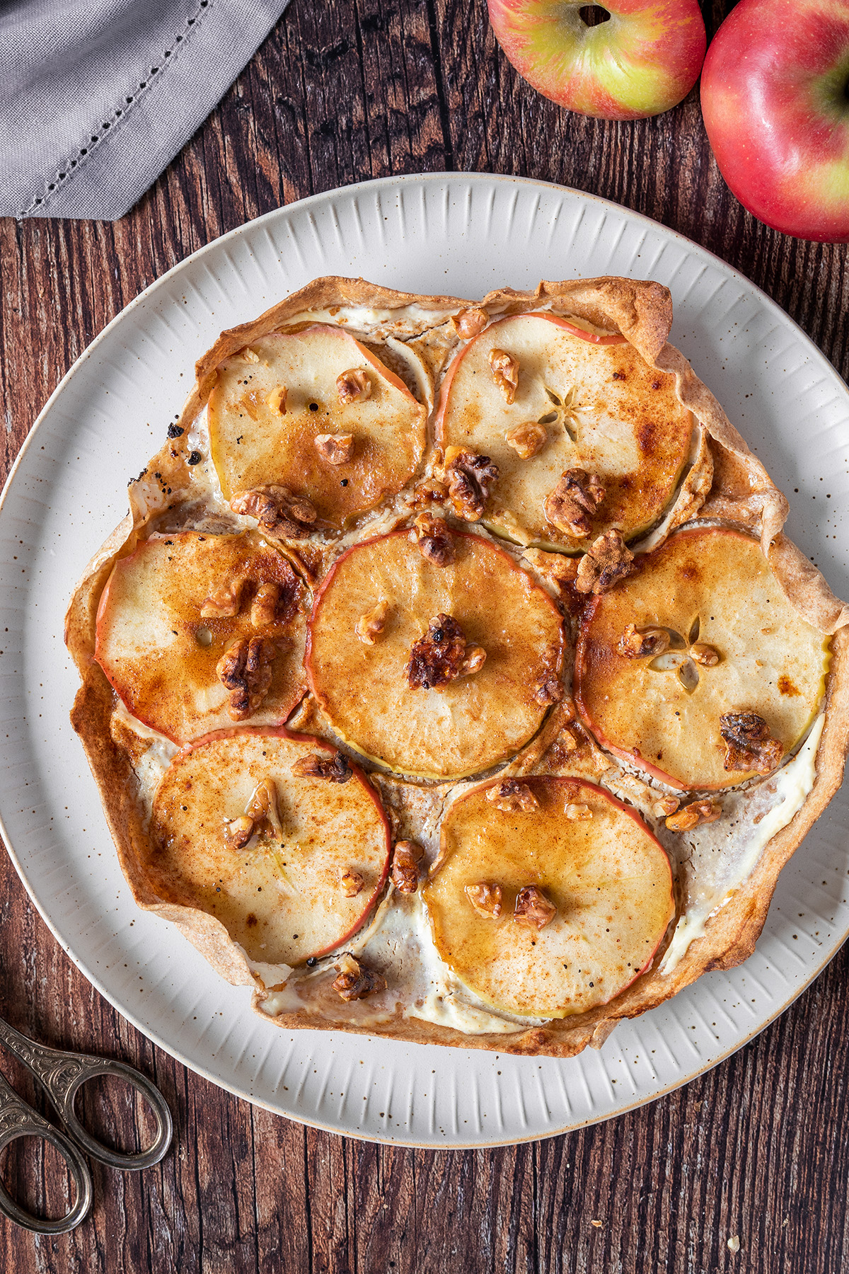 Sweet Flammkuchen with Apple