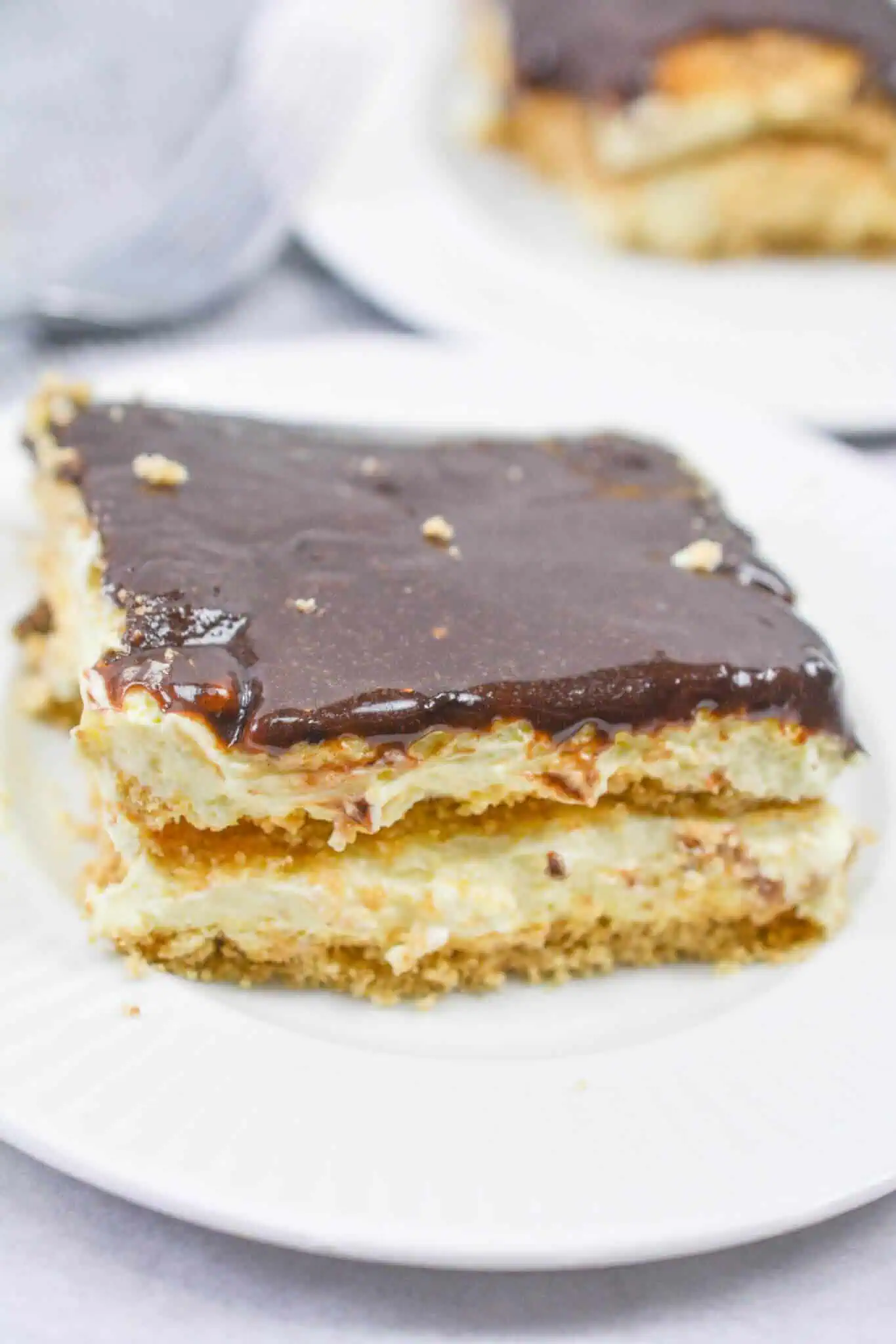 No Bake Chocolate Eclair Cake