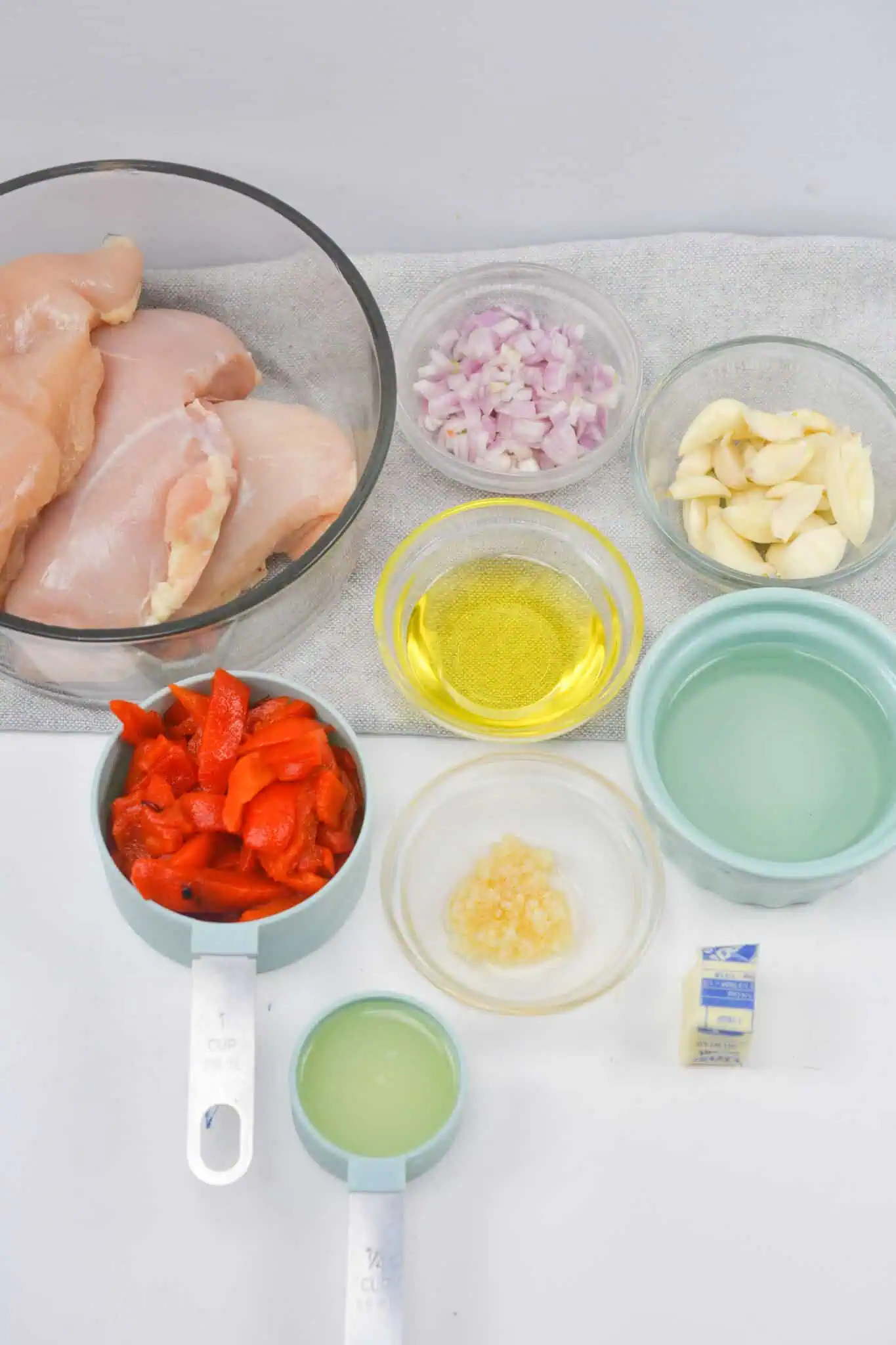 Chicken with Roasted Red Pepper Cream Sauce