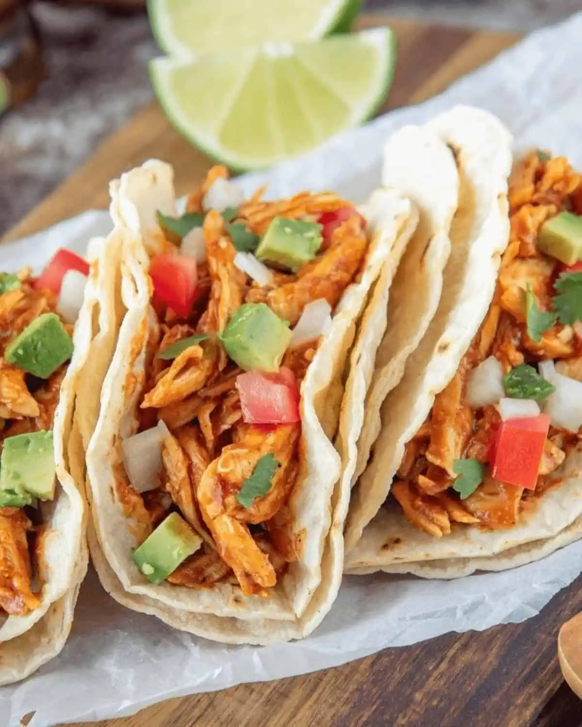 Slow Cooker Mexican Shredded Chicken Tacos