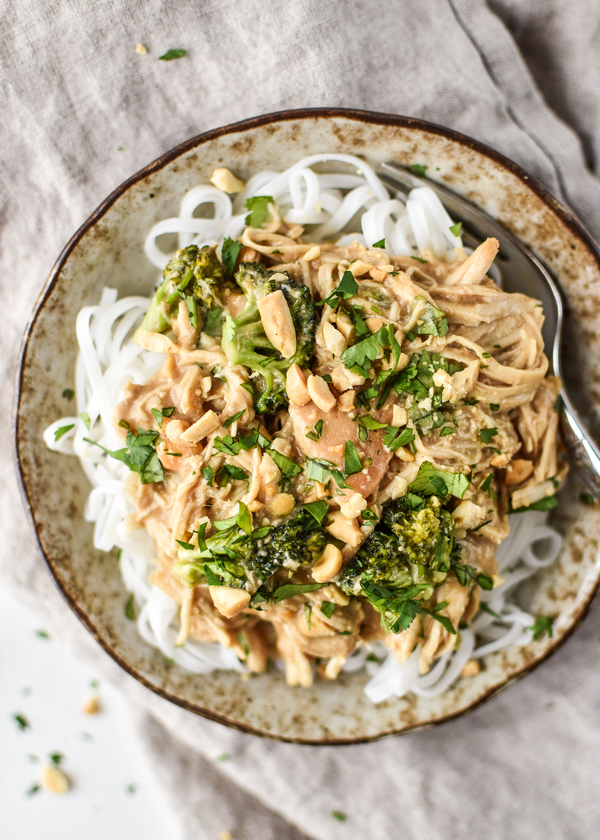 Slow Cooker Peanut Chicken Noodles Meal Prep