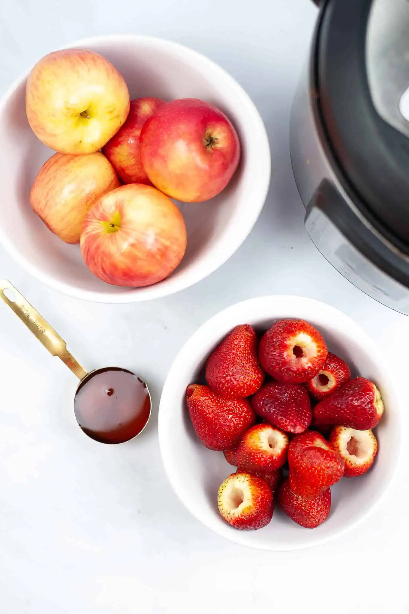 Instant Pot Strawberry Applesauce