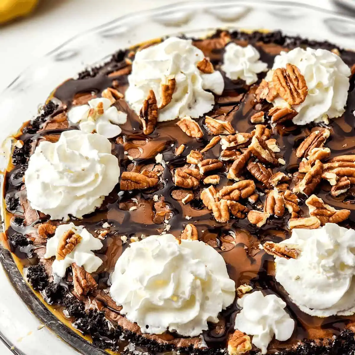 Turtle Brownie Pie