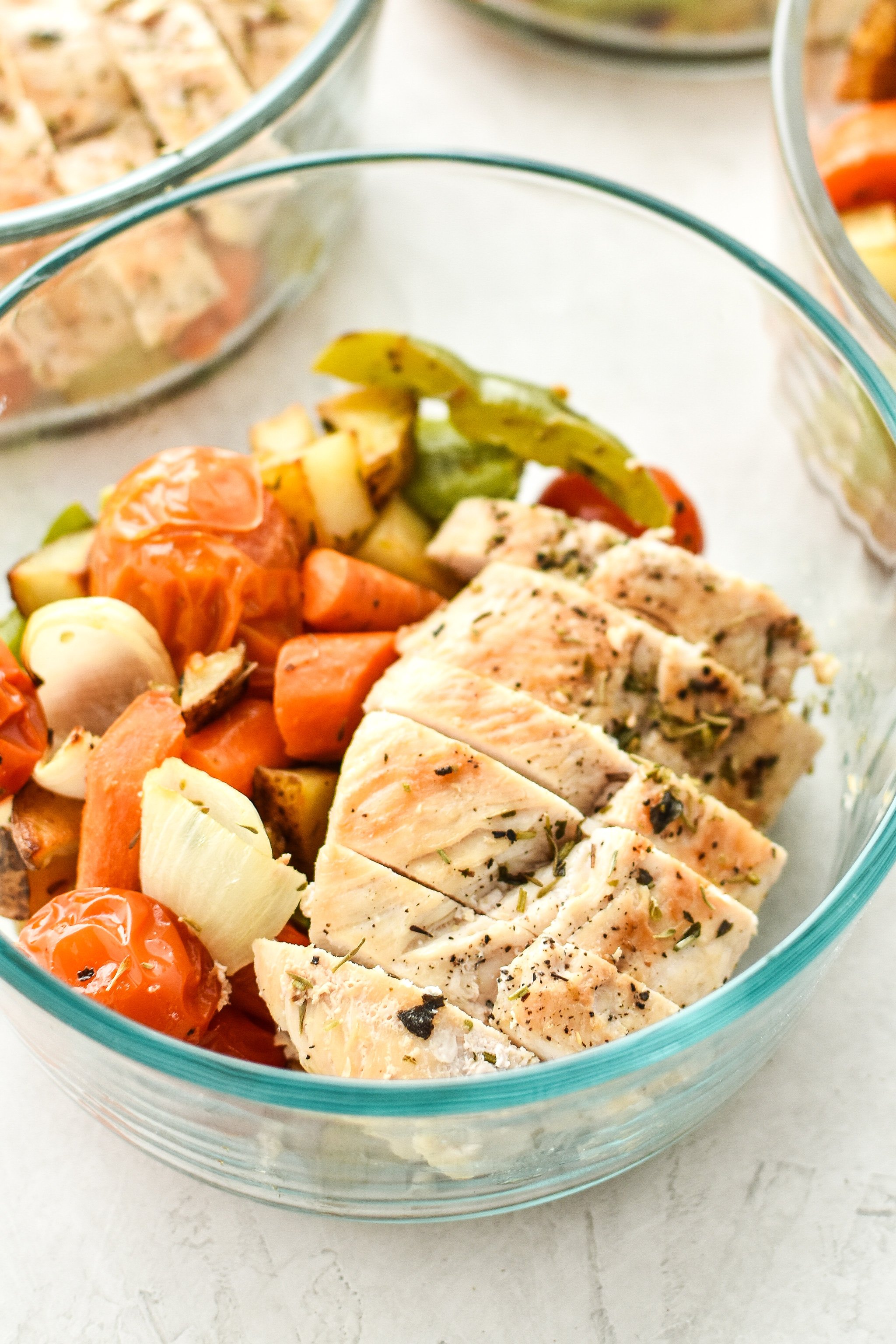 Meal Prep Italian Seasoned Chicken with Roasted Vegetables