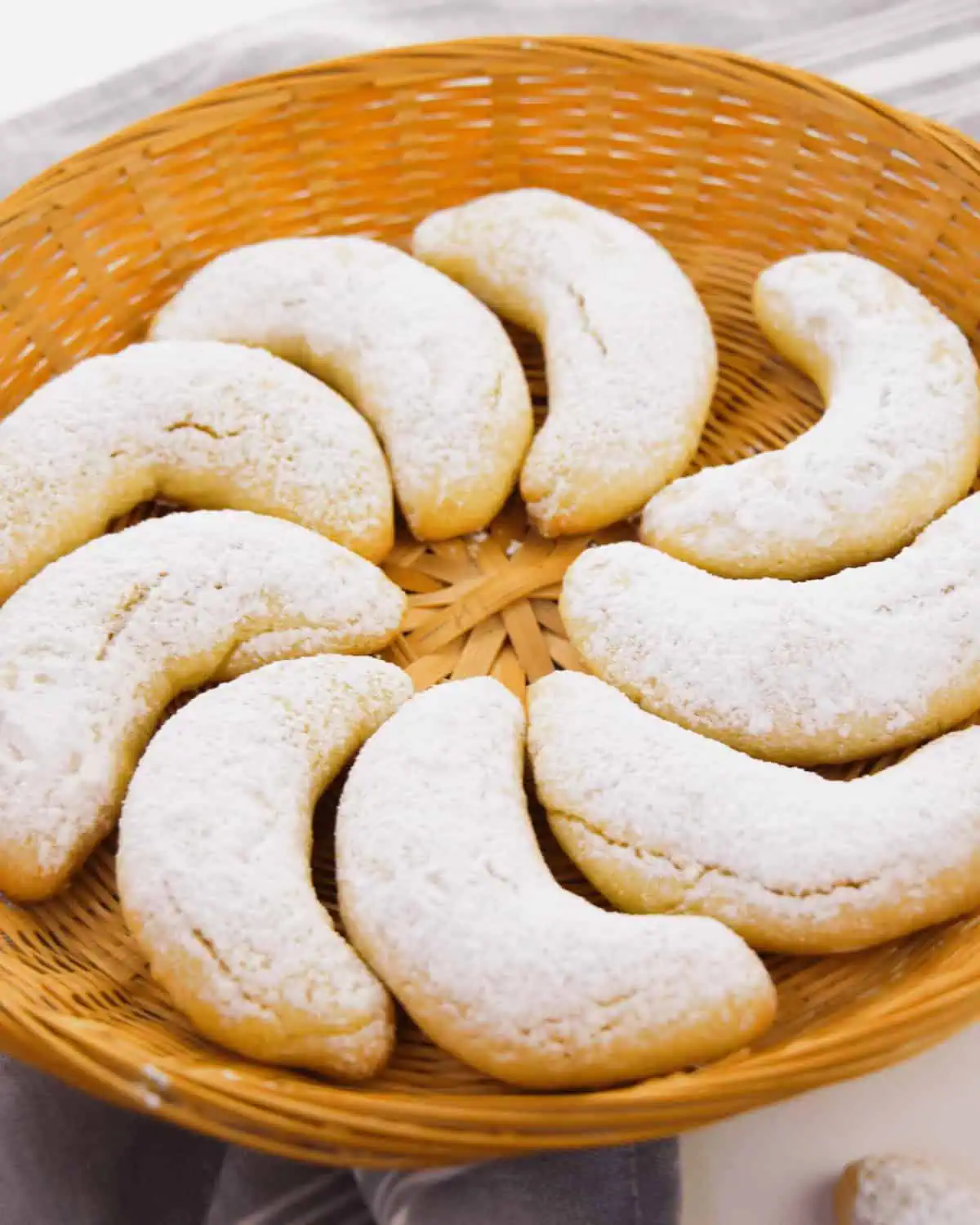 Crescent Almond Flavored Cookies