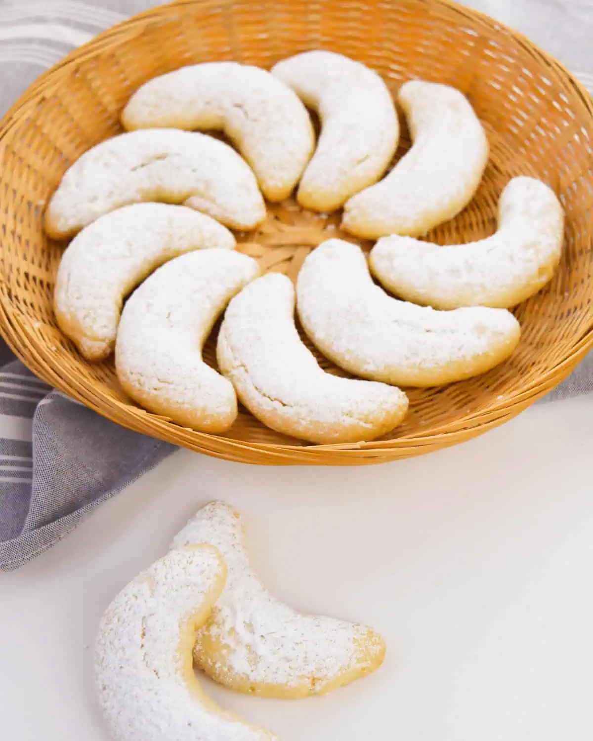 Crescent Almond Flavored Cookies