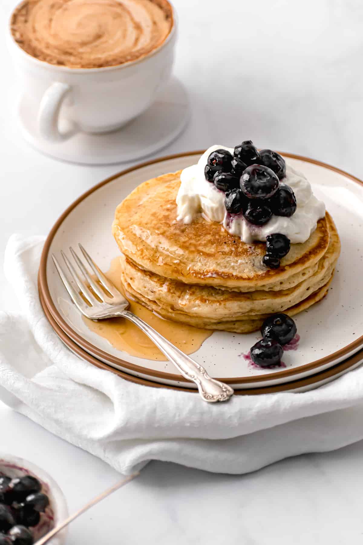 Ultra Fluffy Buttermilk Pancakes