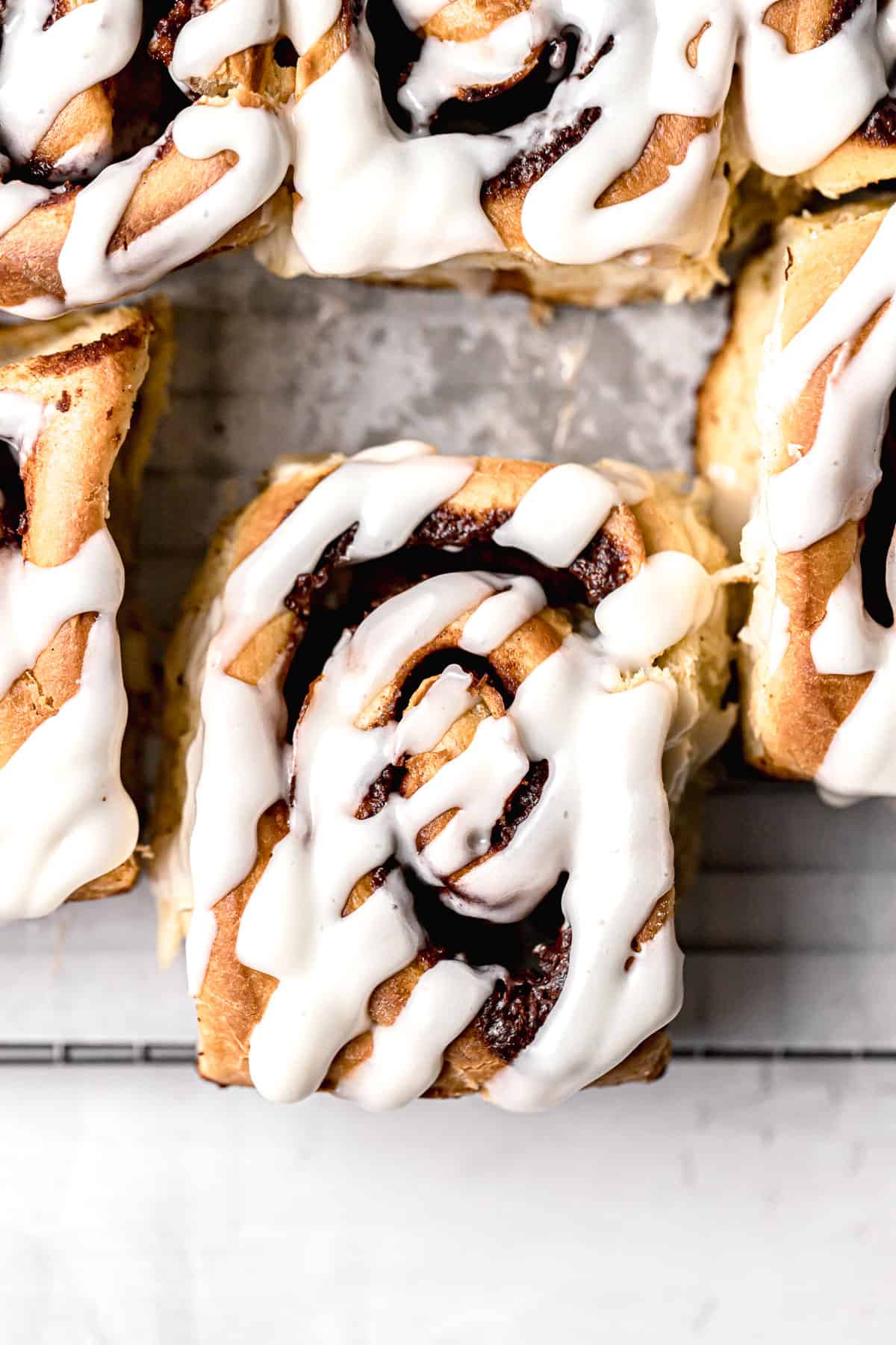 Cinnamon Rolls with Apple Pie Filling
