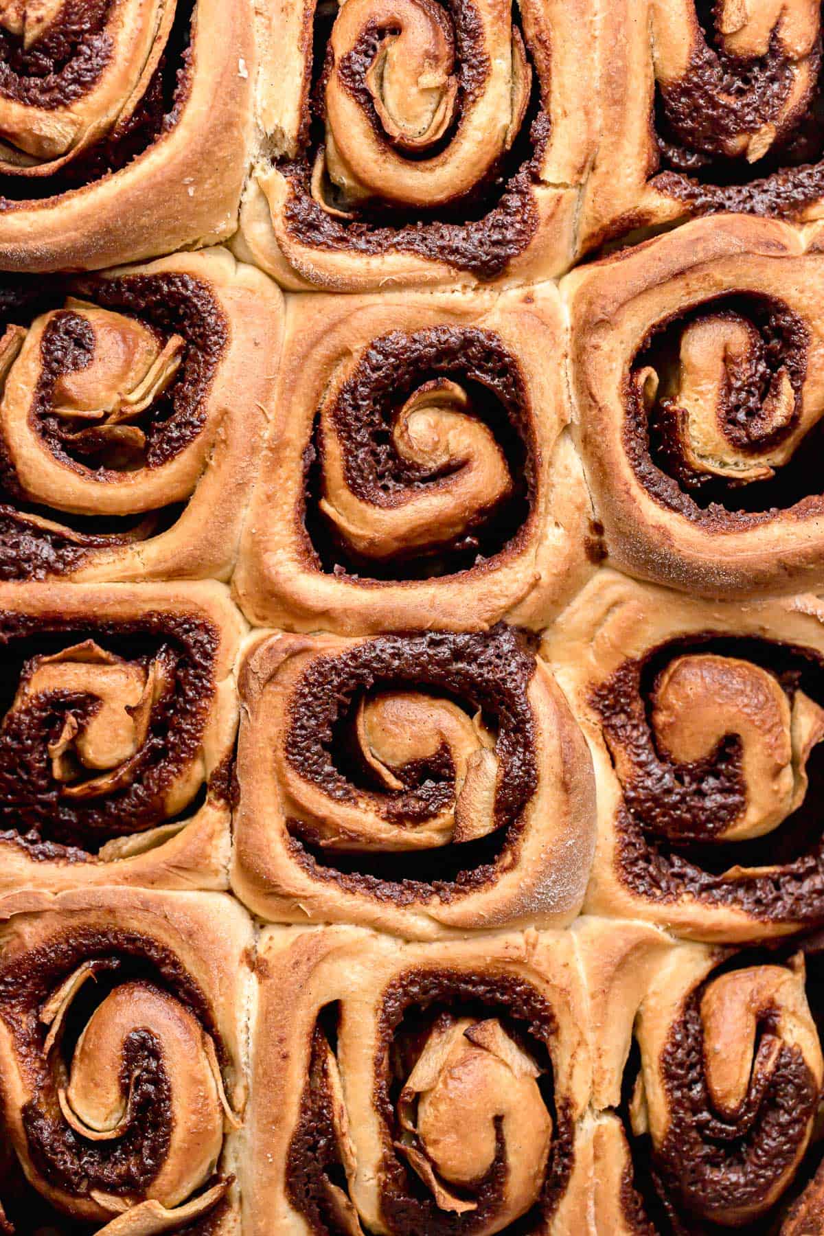 Cinnamon Rolls with Apple Pie Filling