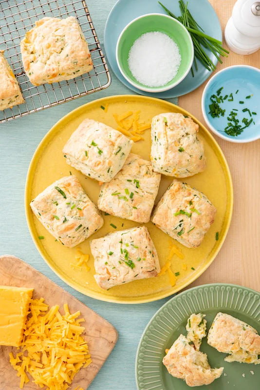 Spinach Cheddar Chive Scones