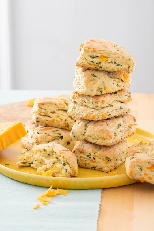 Spinach Cheddar Chive Scones