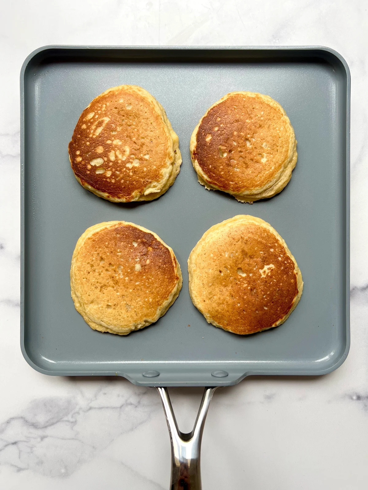 Almond Flour Banana Pancakes 