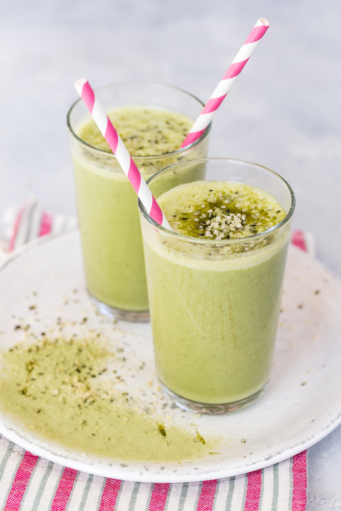 Matcha Vanilla Date Smoothie