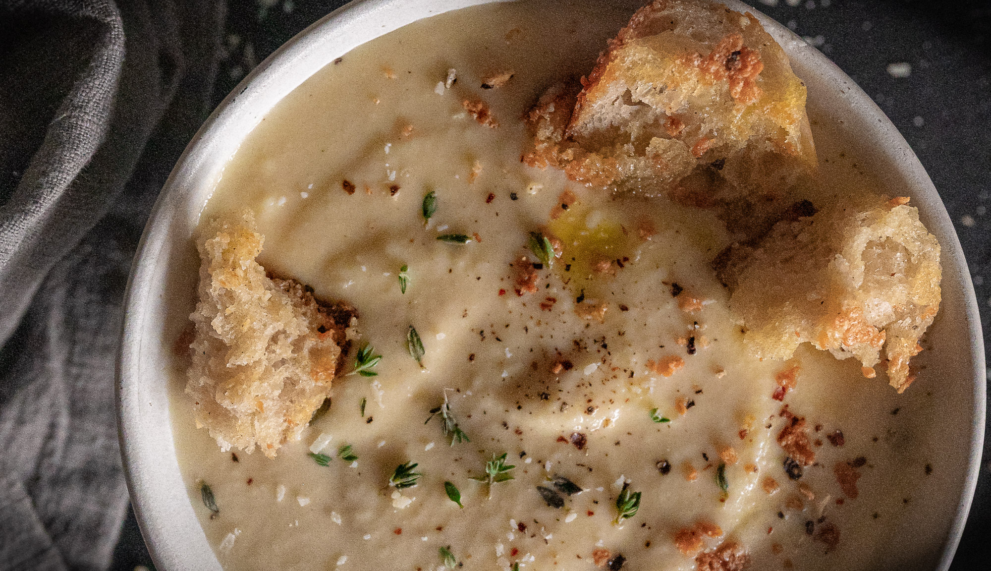 Brown Butter Creamy Cauliflower Soup