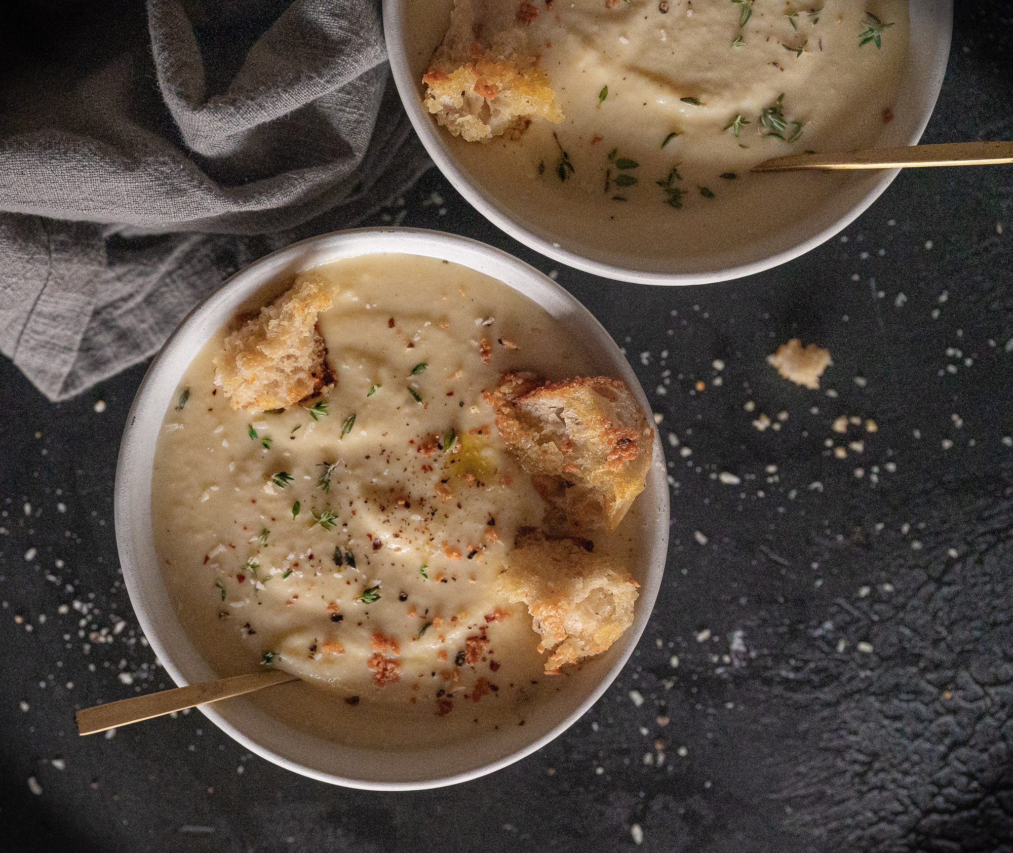 Brown Butter Creamy Cauliflower Soup