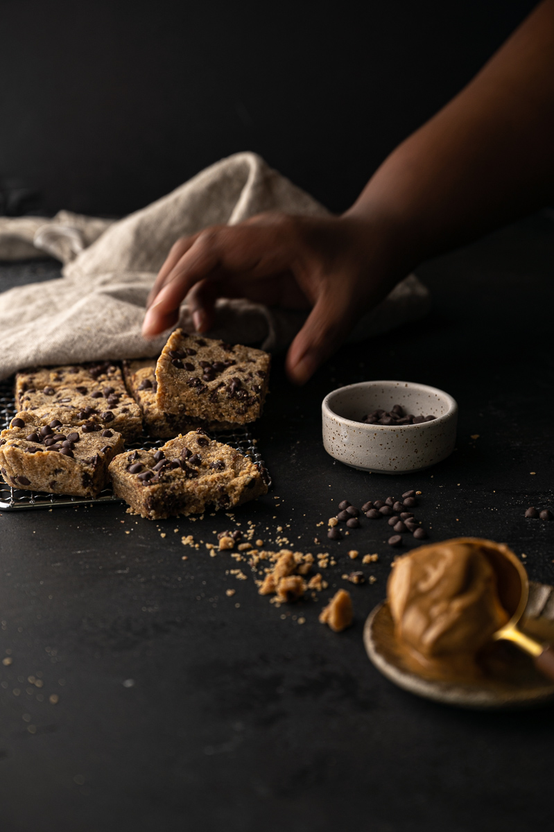 Vegan Chocolate Chip Peanut Butter Bars