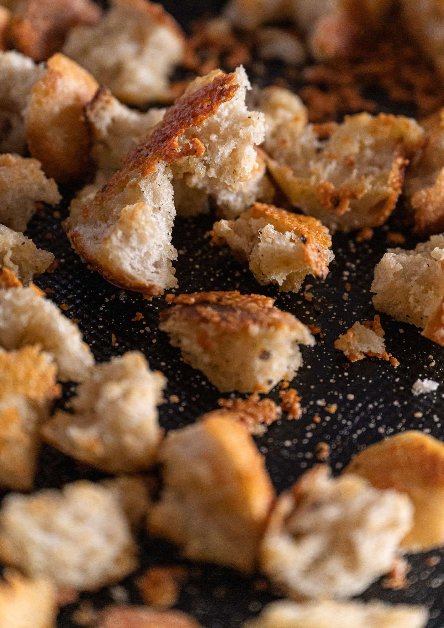 Cracked Black Pepper & Parmesan Croutons